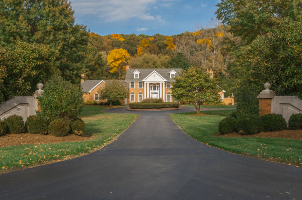 19217 Brookhollow front.jpg